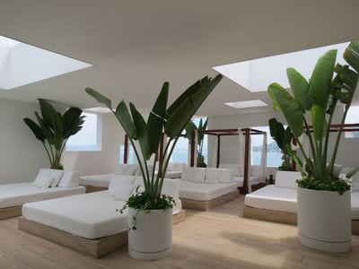 Mangos Beach Club