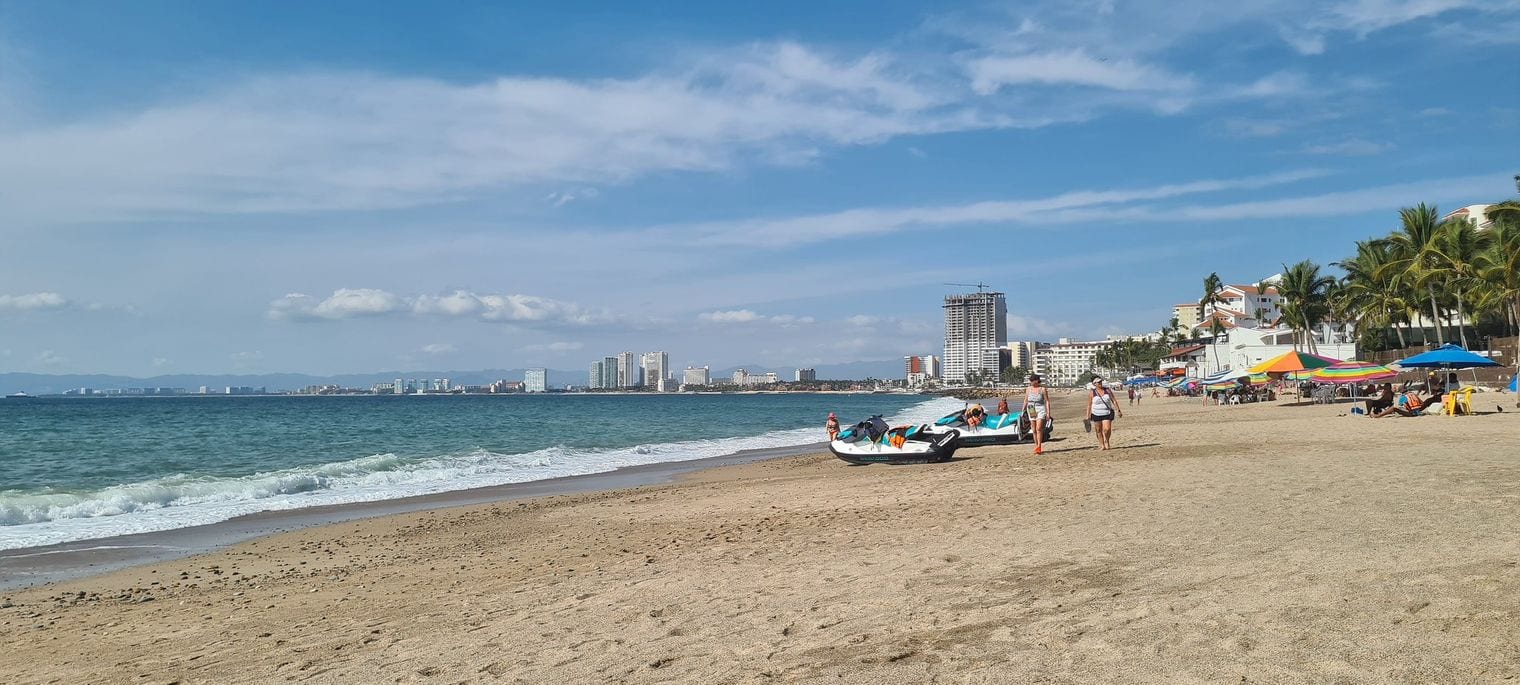 Playa Camarones, Mexico