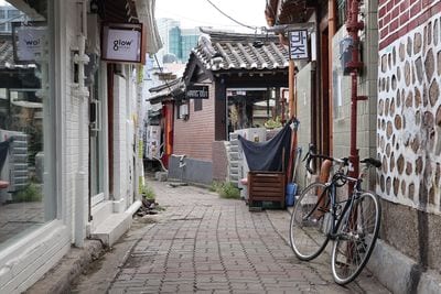 Ikseon-dong Hanok Village
