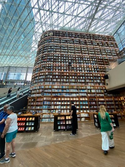 Starfield Library