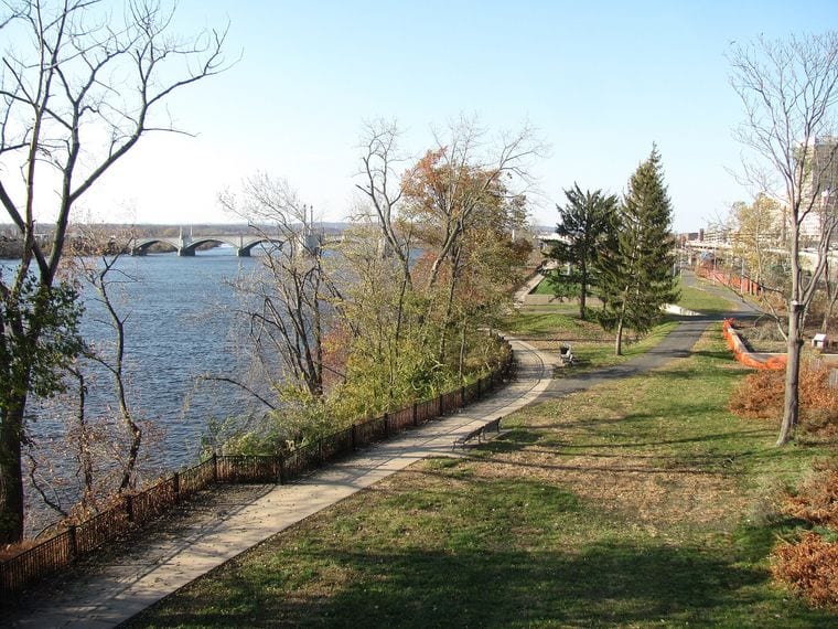 Connecticut River Walk and Bikeway