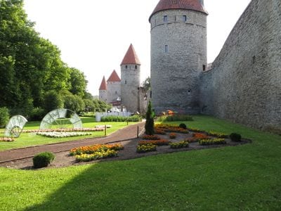 Towers' Square (Tornide väljak)