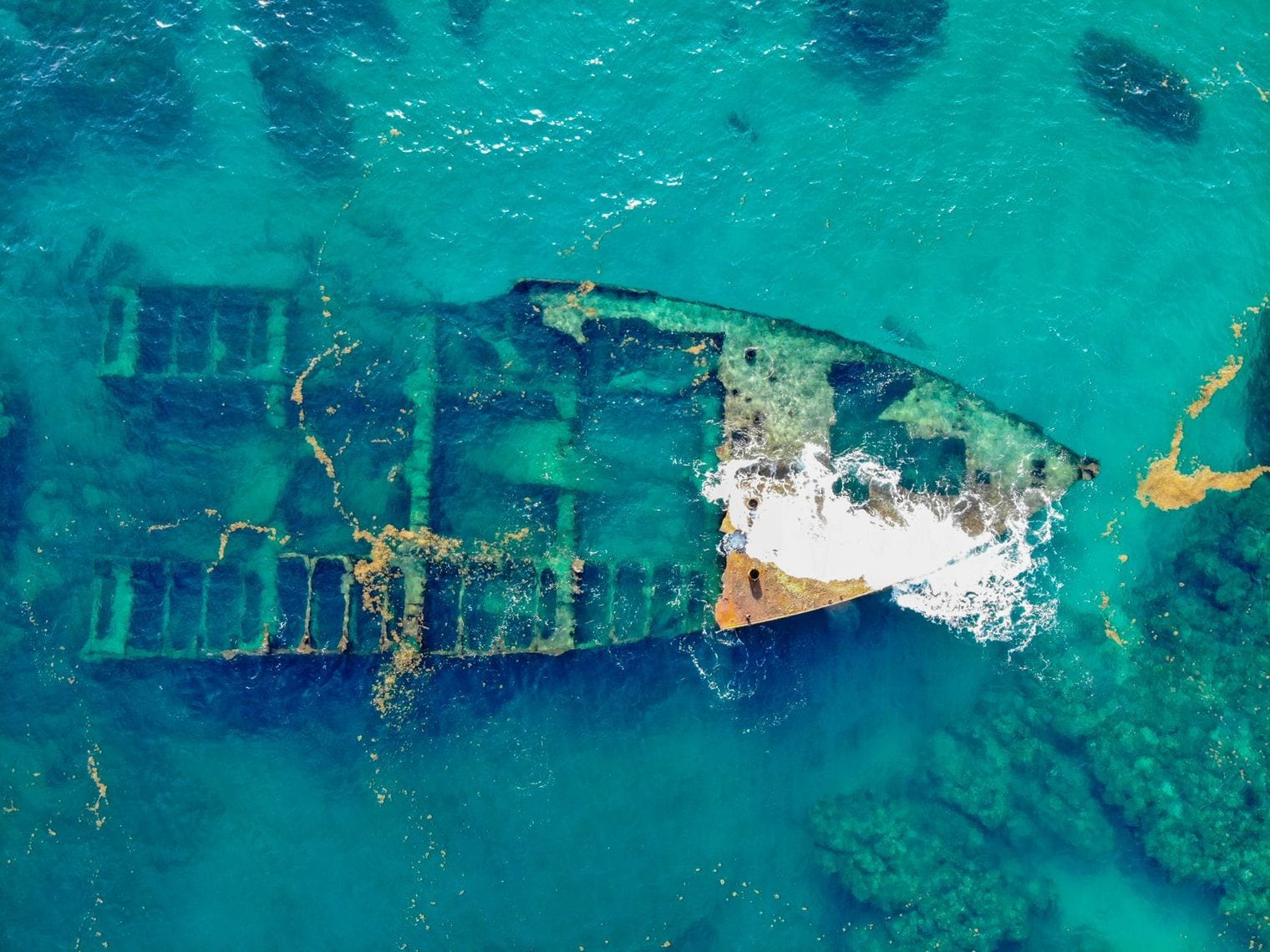 La Famille Express Shipwreck, Turks and Caicos