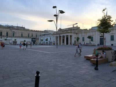 St George's Square