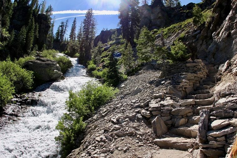 Kings Creek Falls