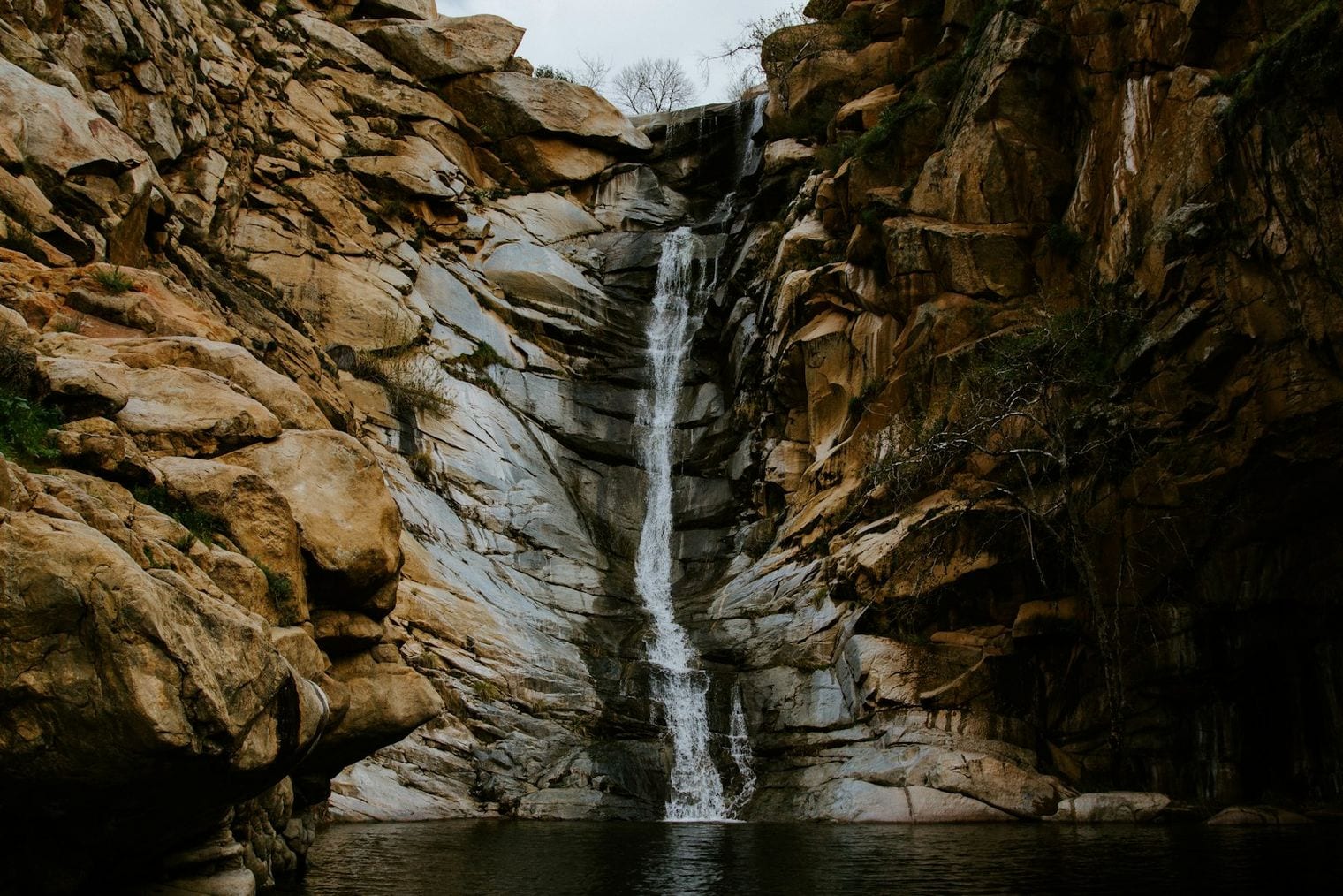 Cedar Creek Falls